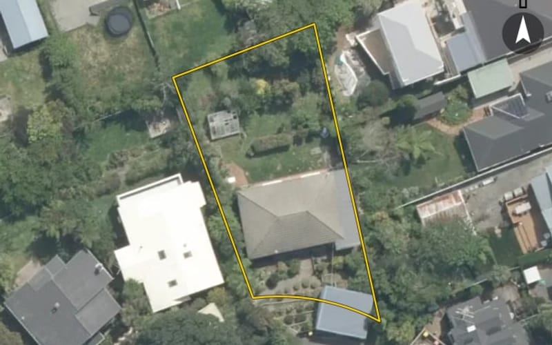 2 Donald Crescent