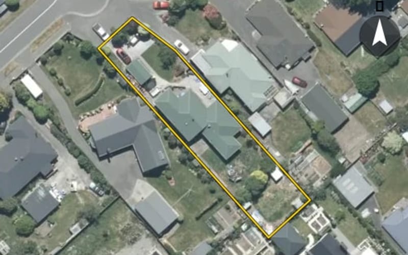 30 Reid Crescent