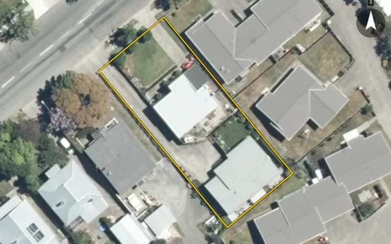 1001A Willowpark Road North
