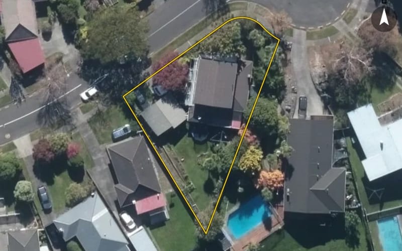 31 Parkland Crescent