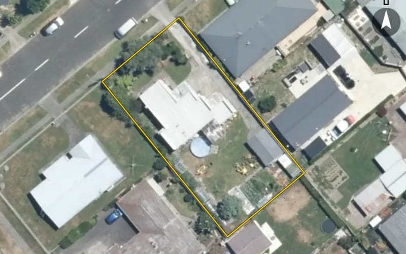 203 Riverslea Road North