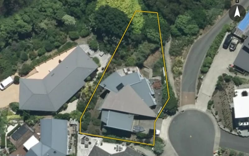 23 Commodore Place