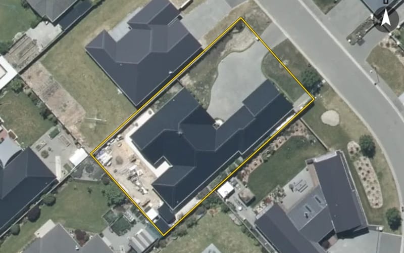 12 Douglas Drive