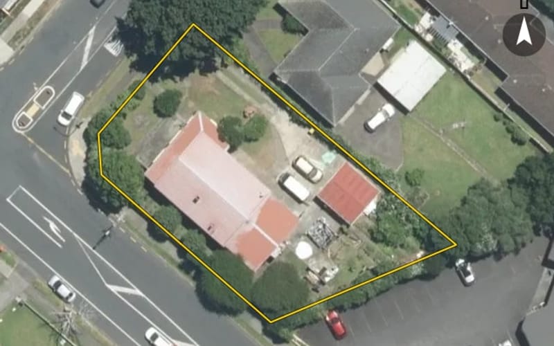 18 Lupton Road