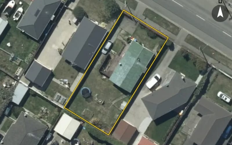 21 Maces Road