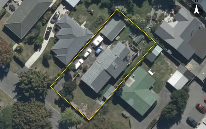 8 Burnside Crescent