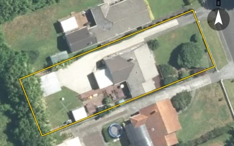10 Village Way