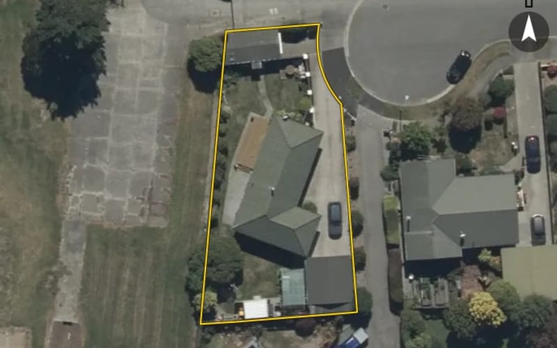 9 Amos Place
