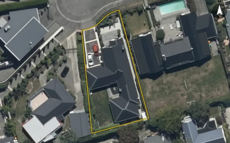 11 Penhelig Place
