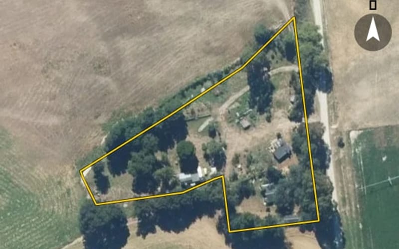 95 Roaring Camp Road