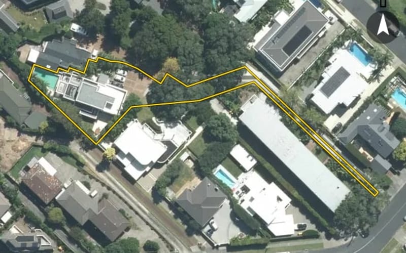 32 Castor Bay Road