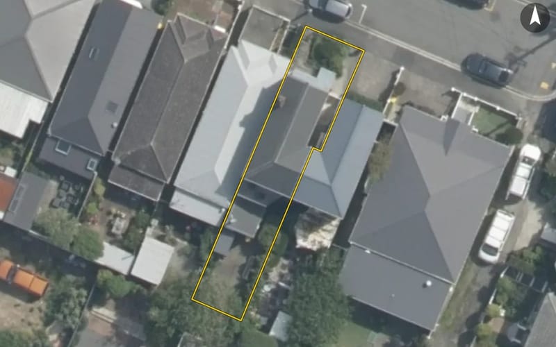 16 Caroline Street