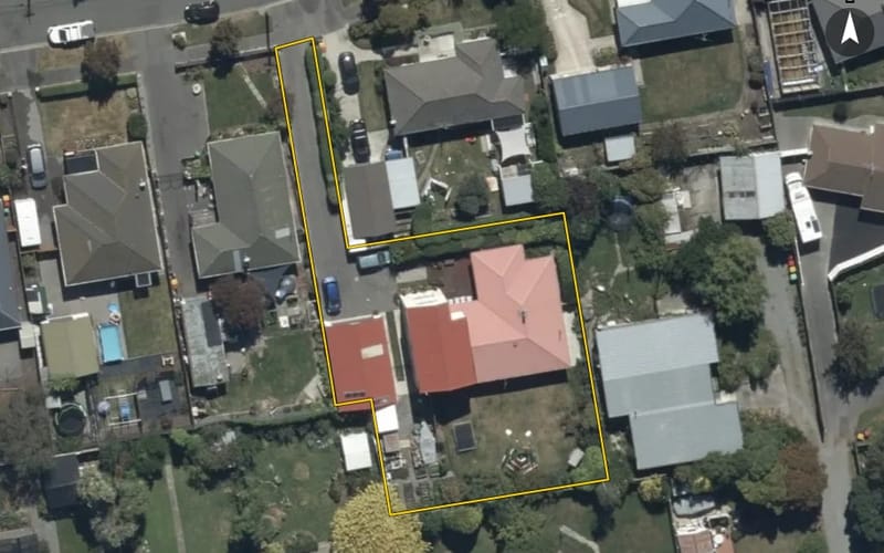 16 Bideford Place