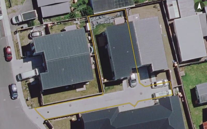 3/3 Frost Place