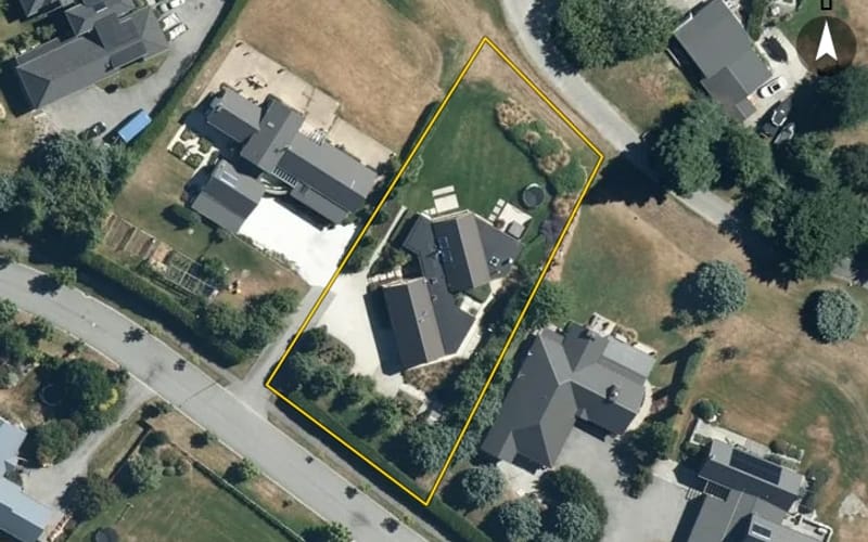 14 Wellswood Way