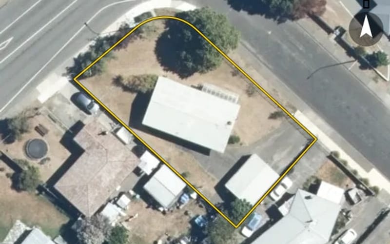 61 Whitby Crescent