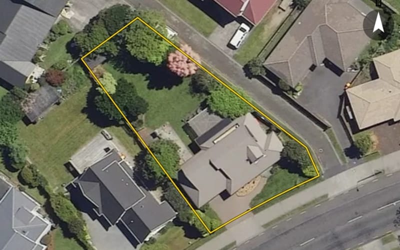 10 Warwick Drive