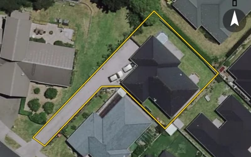 41 Ladeira Place