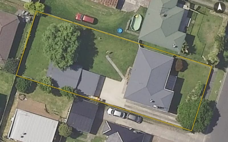 50 Henderson Crescent