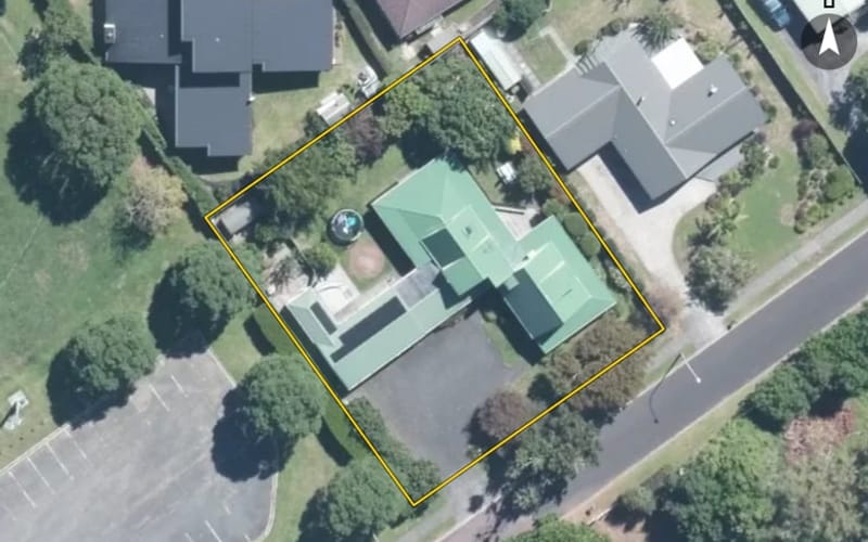 1 Clive Howe Road