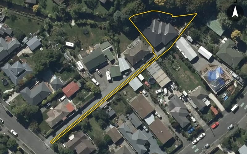 2/27 Weir Place