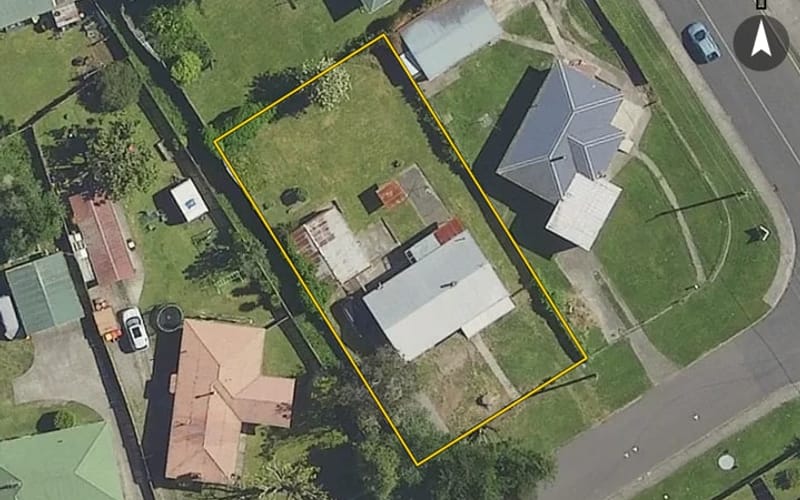 3 Leslie Avenue