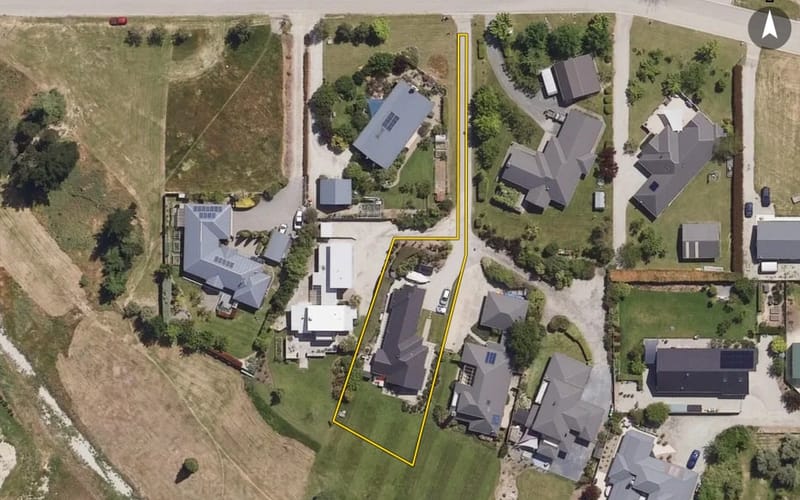 10 Pisa Moorings Road