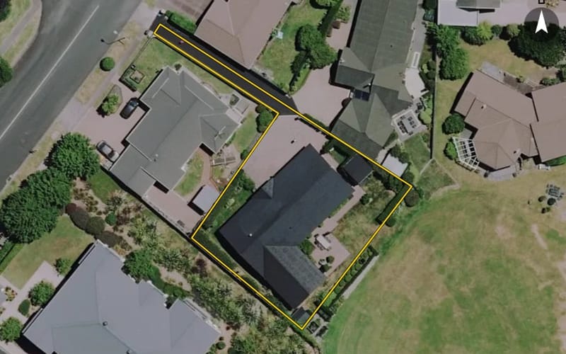30 Delamare Road