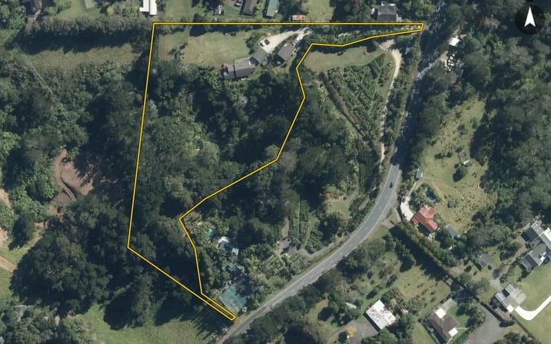 30 Paremoremo Road