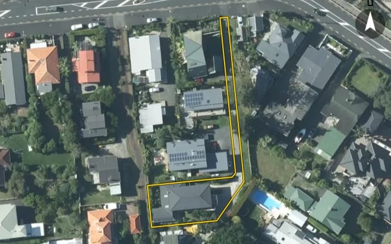 11 Old Lake Road