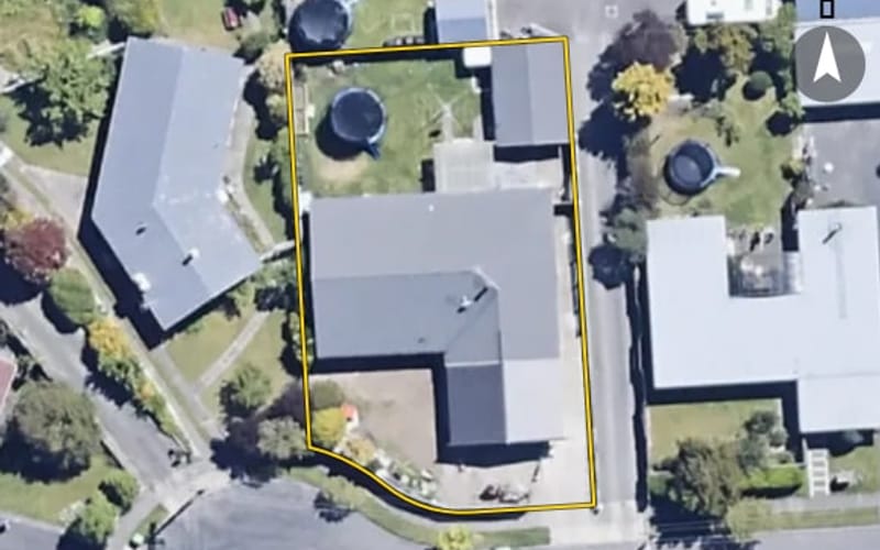 10 Kinloch Crescent