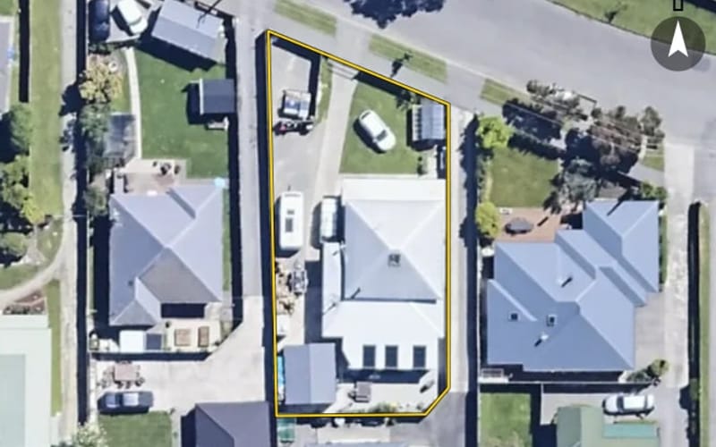 46 Dillons Point Road