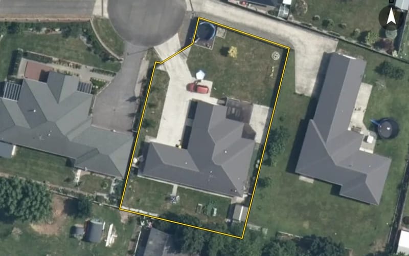 11 Mahi Grove