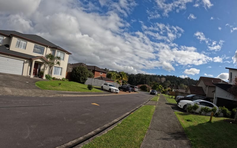 6 Cuthill Close