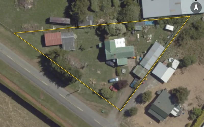 24 Weir Road