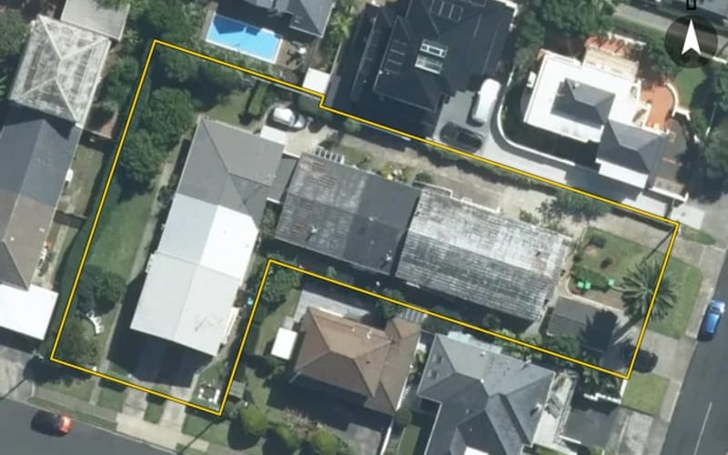 2/4 Cecil Road