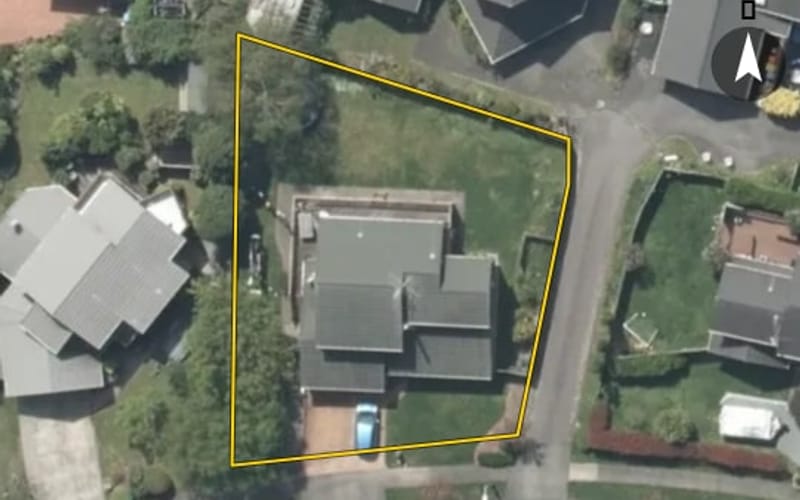 12 Sailmaker Close
