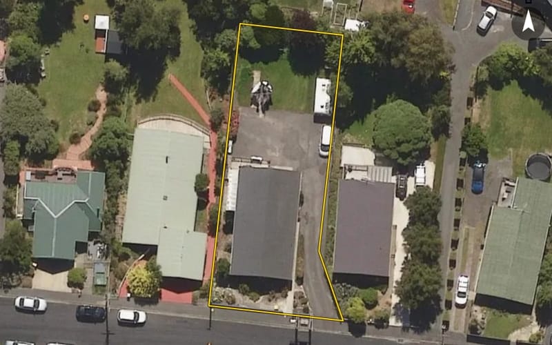 31 Roy Crescent