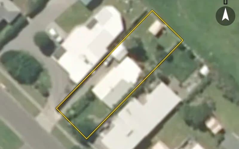 10 Hira Street