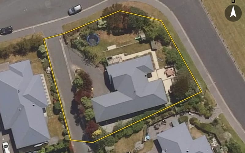 18 Sunninghurst Drive