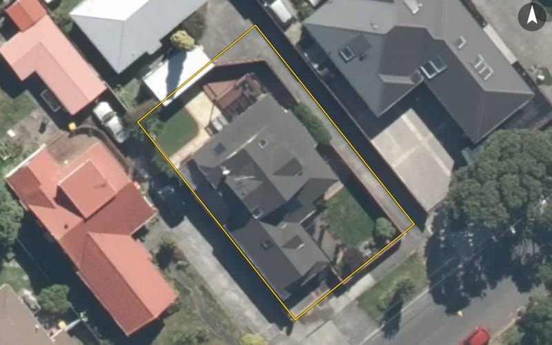 11 Bauchop Road