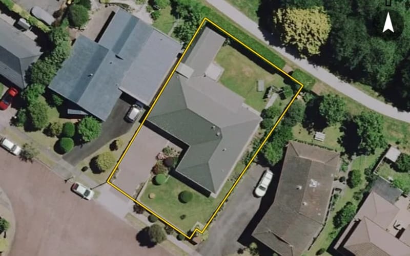 9 Perindale Drive