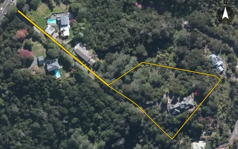 375 Paremoremo Road