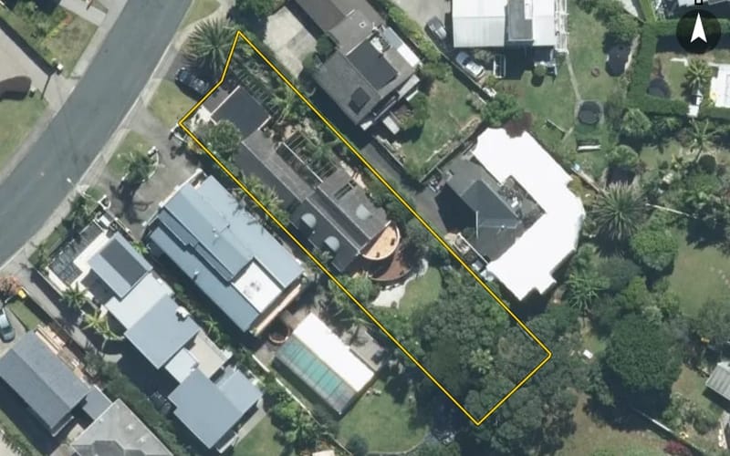 11 Vaughan Crescent