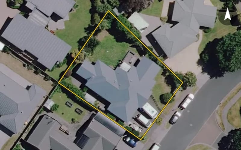 68 Cairns Crescent