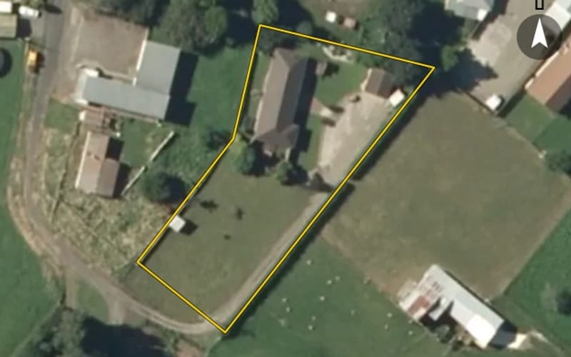 13 Bruce Road