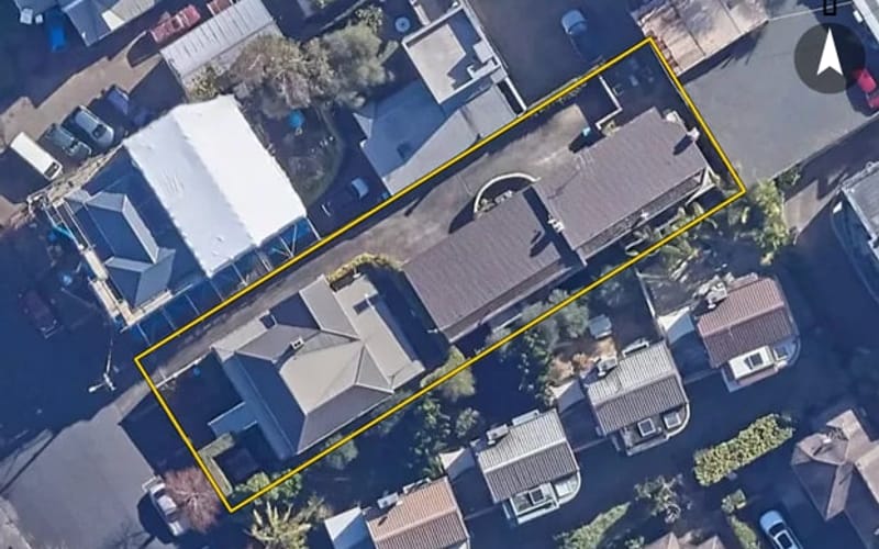 8 Birdwood Crescent