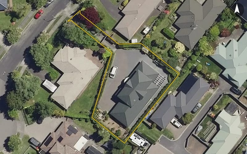 8 Lynwood Place