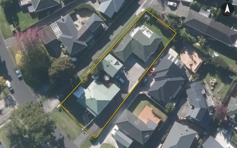 2/60 Howe Street