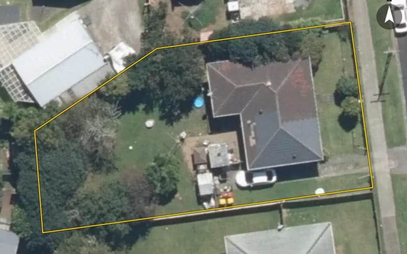 33 Alexander Crescent